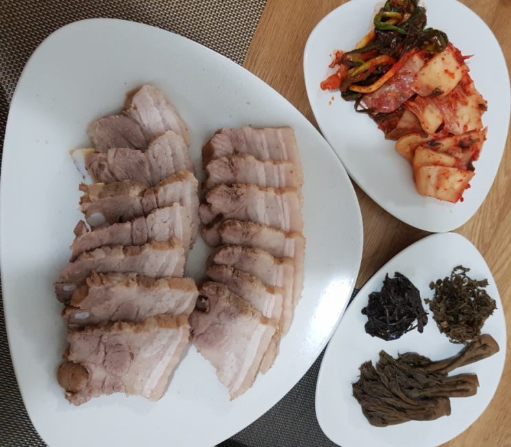  보쌈 수육 나만의 레시피로 홈쿡했어요