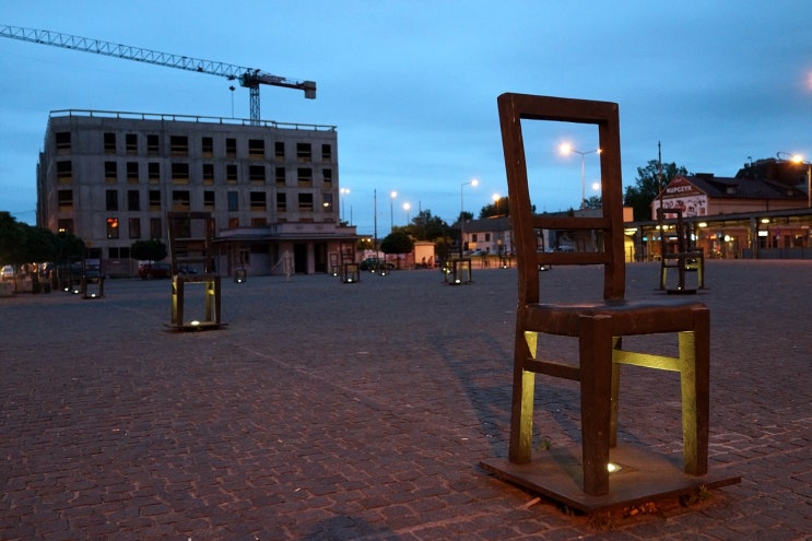 [유럽/폴란드/크라쿠프] 크라쿠프 여행 때 꼭 들려야할 가슴아픈 역사적 현장 Ghetto Heroes Square -마늘로드폴란드