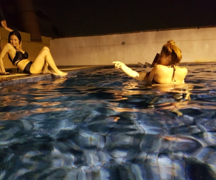 방콕 풀빌라가 존재하지만 파티 불가능 방콕 풀빌라가 존재하지만 파티 불가능