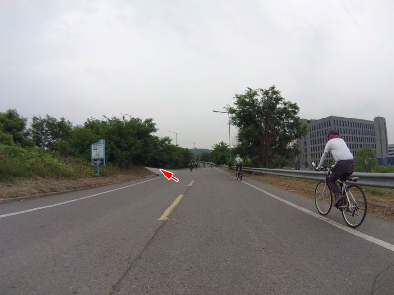 개화산 자전거 통행