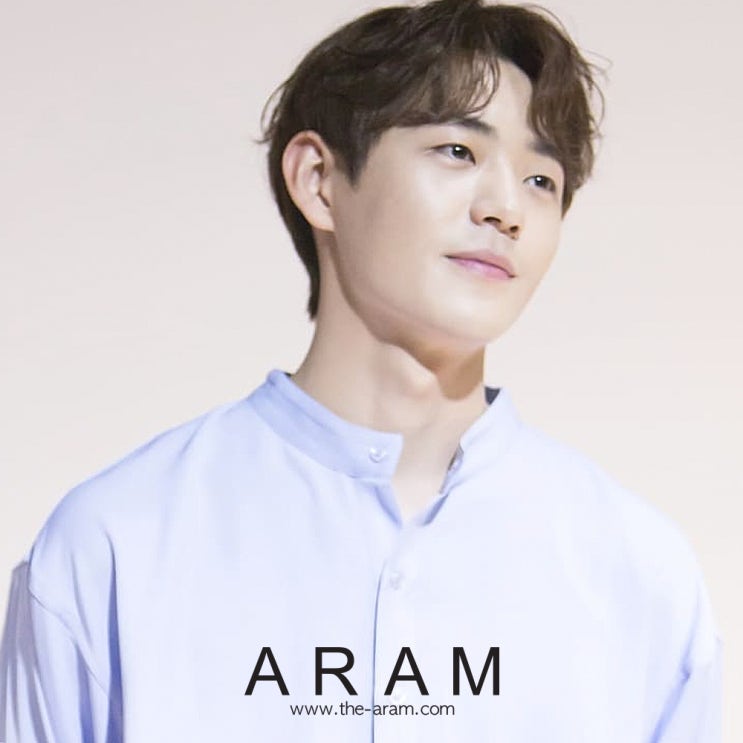  신재하, 아람 ARAM 맨투맨 & 셔츠 코디