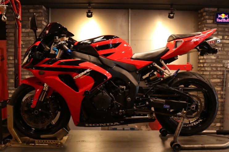  혼다 CBR1000RR 작업완료!