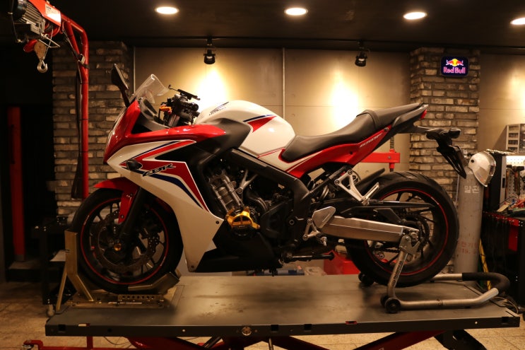  2014년식 CBR650F 정비 - [바이킹넷 대전점 길스개러지]
