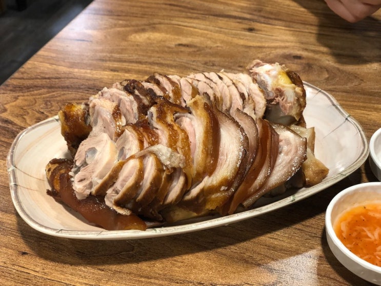  목동족발 목동사거리위치한 친절한 불족발집