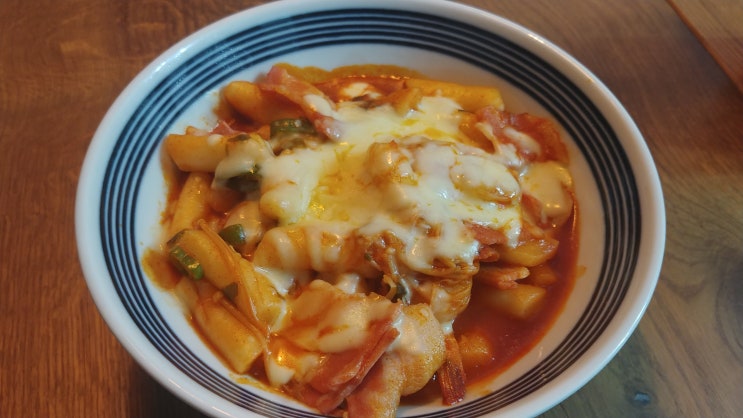 롯데마트 온리 프라이스 가성비 좋은 즉석 떡볶이