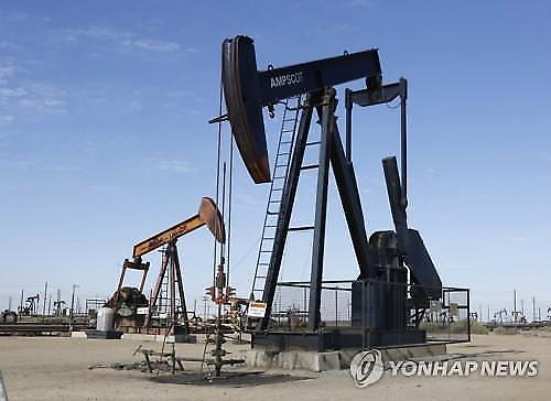 [국제유가] 미·중 무역전쟁 우려 속에서 약보합 마감..WTI 0.2%↓