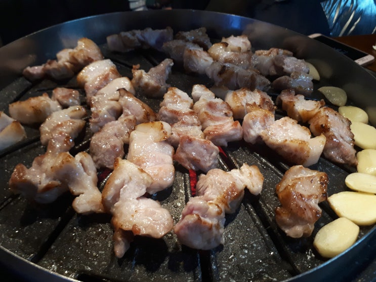  내 돈 주고 먹은 여의도 삼겹살 식객촌 한옥집