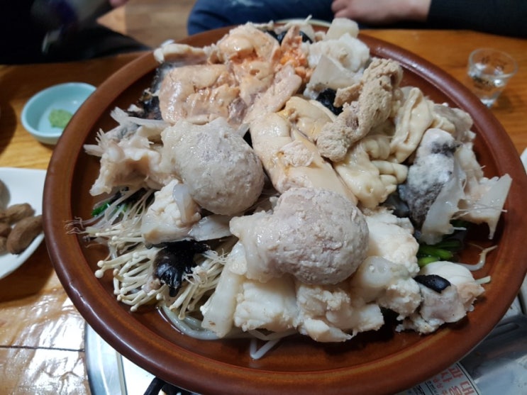 대구 서구 맛집 / 내당동 맛집 / 서남시장 맛집 / 아구 수육 맛집 /아귀 수육 맛집 / 해산물 숨은 맛집 / 돈튀기는집 대구 서구 맛집 / 내당동 맛집 / 서남시장 맛집 / 아구 수육 맛집 /아귀 수육 맛집 / 해산물 숨은 맛집 / 돈튀기는집