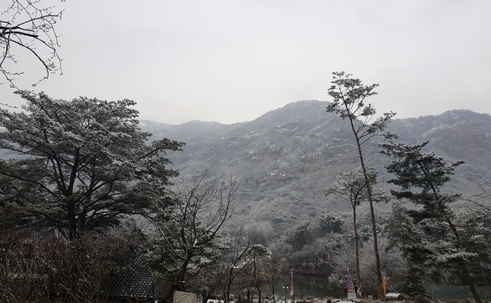  산정호수 눈오는 날, 설경이 절경