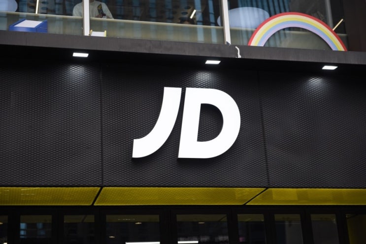  국내 첫 오픈! JD스포츠 강남에 드디어 상륙