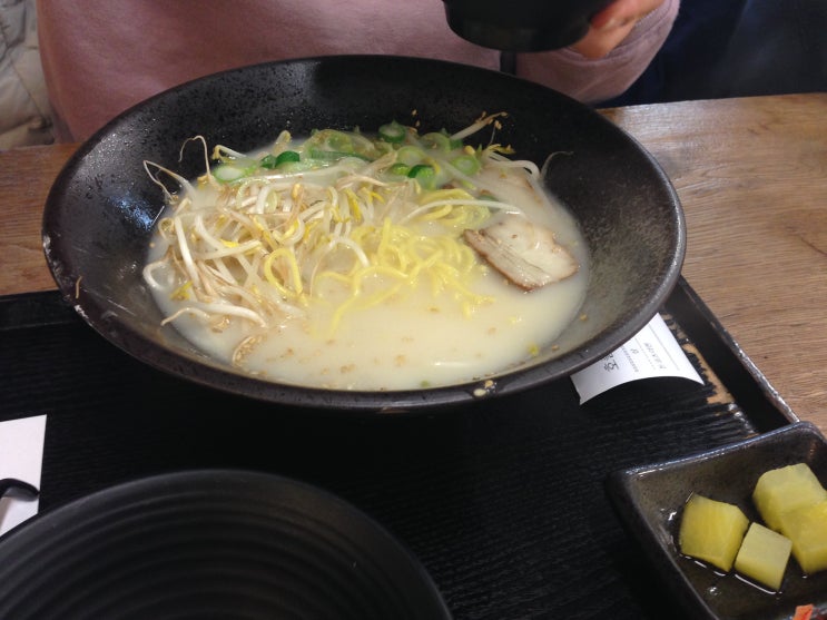 신부동 돈코츠라멘 야우리시네마 푸드코트 멘무샤