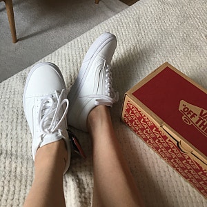 반스 올드스쿨 레더 화이트 (VANS Old Skool Leather White)