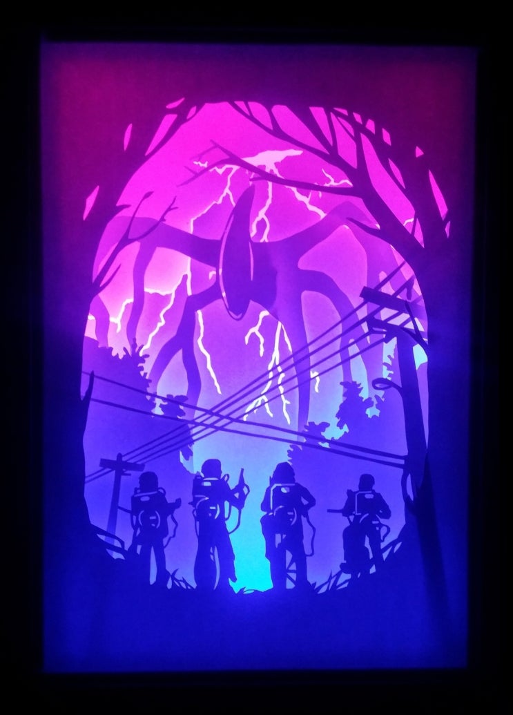  Stranger Things 2 라이트 박스 제작