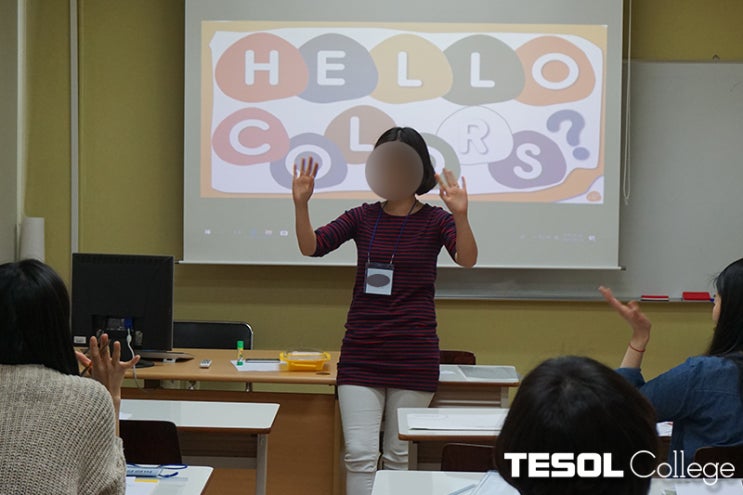  [어린이영어/부산테솔] What color is it? 신나는 Song으로 색깔 묻고 답하기!