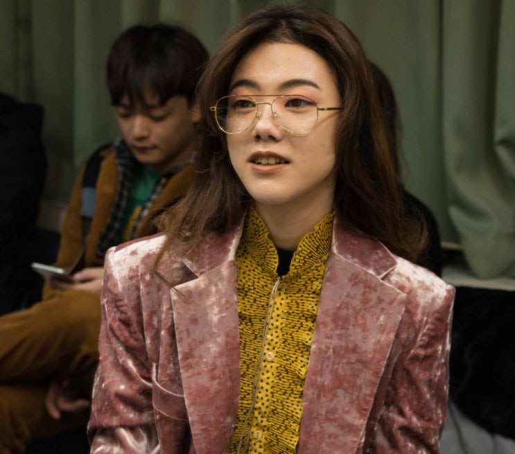  새소년(황소윤)의 인스타그램과 매력