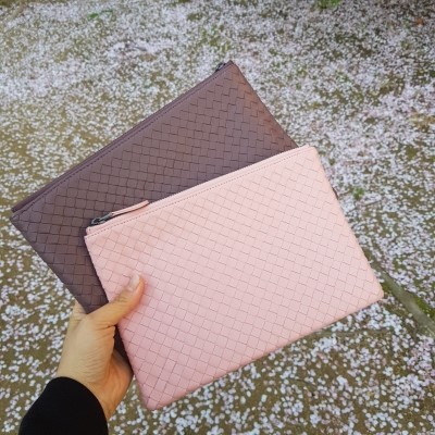  노현정 클러치 보테가 핑크 클러치 오픈