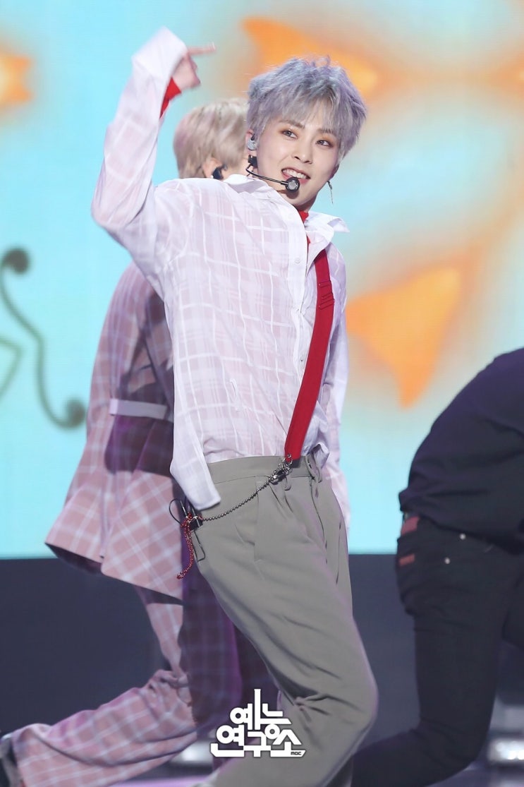 180426 <b>엑소 첸백시</b>,<b>수호</b> MBC 예능연구소 트위터 업데이트