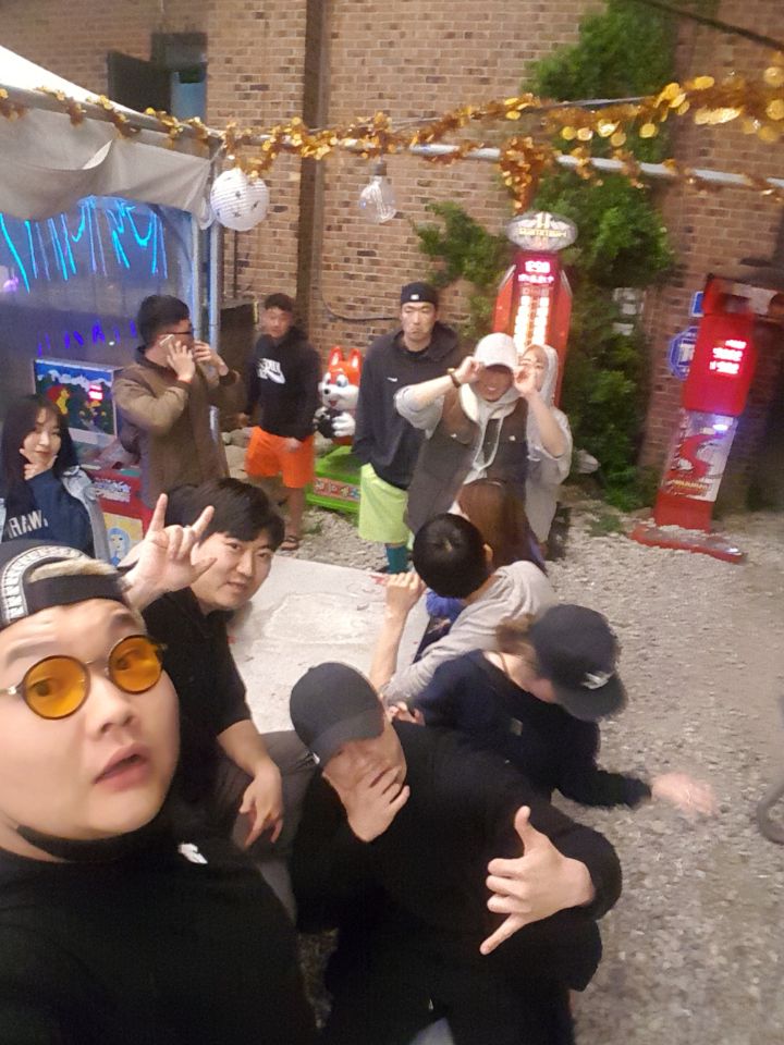  강릉 후아유게스트하우스에스 여행객과 스탭이 함께 어울리며 즐길수 있는곳!!!