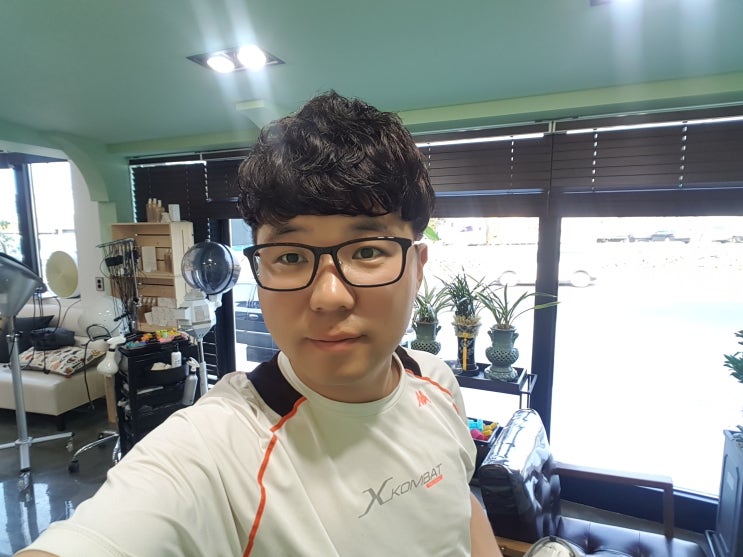 아내가 다니는 제주도미용실 앤아트바이박셈에서 세팅펌 했습니다~^^ 아내가 다니는 제주도미용실 앤아트바이박셈에서 세팅펌 했습니다~^^