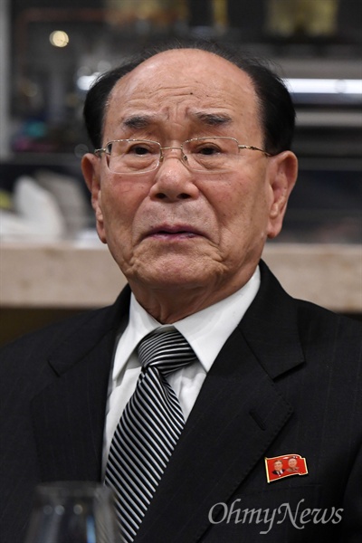 김정은 수행원 9명 소개 김정은 수행원 9명 소개