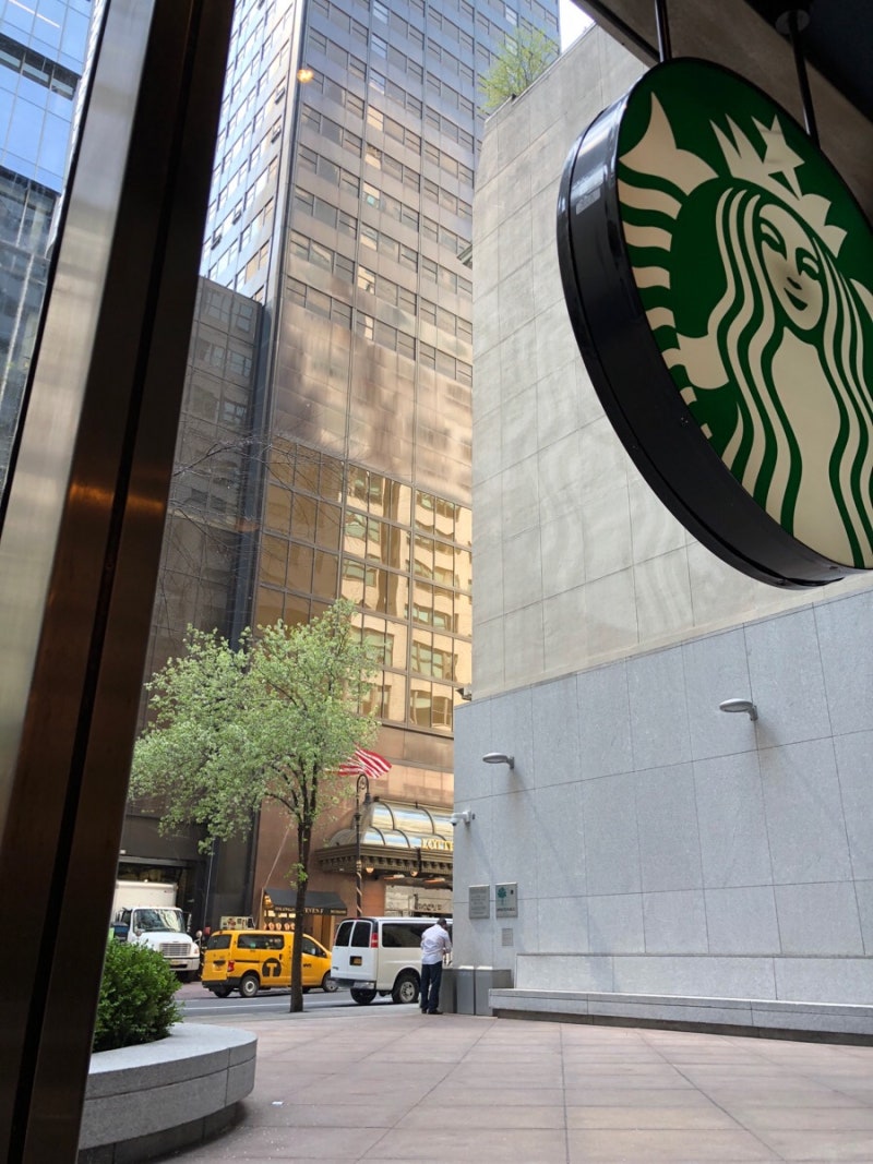 뉴욕 여행 1일차 (18.04.28) 뉴욕JFK공항-뉴욕 롯데 팰리스 호텔-타임스퀘어-스미스앤월렌스키 : 네이버 블로그