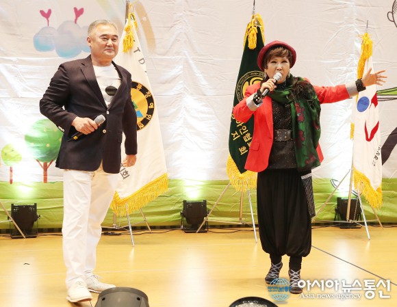  상주시 홍보대사 가수 방주연, 상주 알리는 일에 쏟는 열정에 상주시민들이 감동
