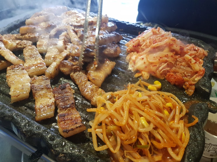  한양대맛집) 공기가 탁할땐 삼겹살이죠!!!! ( ω) 왕십리《the구공탄》