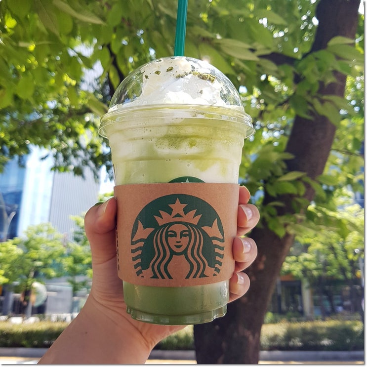  스타벅스 뉴그린티프라푸치노 먹어보기