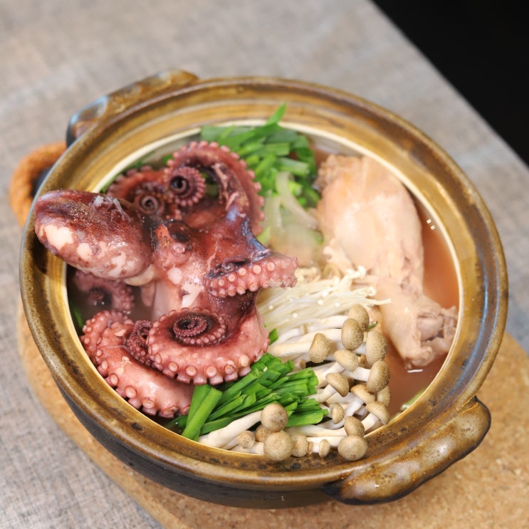  [닭한마리칼국수]문어 한마리 통째로 넣은 보양식 레시피