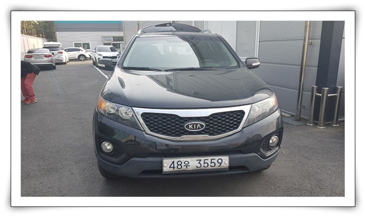  [쏘렌토R 중고차수출] 경기도 동두천 2011년 쏘렌토R TLX 2.2 4WD 검정색 풀옵션 주행거리가 많았습니다.