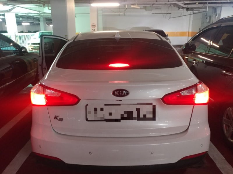 [DIY]KIA K3 브레이크등 교체