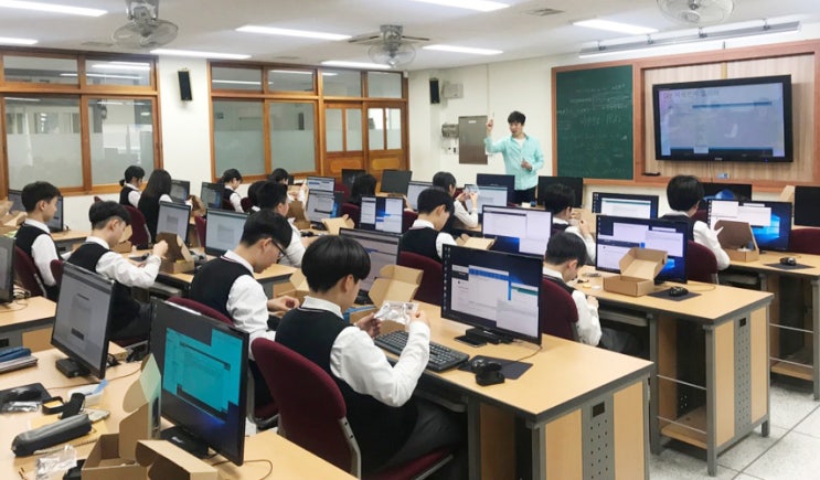 중학교 자유학기제 미세먼지 측정기 만들기 코딩 및 메이킹 클래스 후기 중학교 자유학기제 미세먼지 측정기 만들기 코딩 및 메이킹 클래스 후기