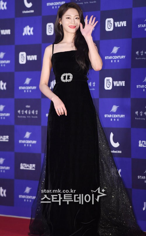 설현 : 백상예술대상 : 설현 헤어 : 설현 메이크업 : HAIR 선애 원장 MAKEUP 강미 원장_순수 도산점 설현 : 백상예술대상 : 설현 헤어 : 설현 메이크업 : HAIR 선애 원장 MAKEUP 강미 원장_순수 도산점
