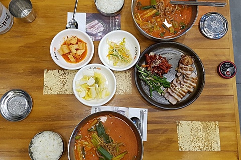 이화수전통육개장 신대점 이미지