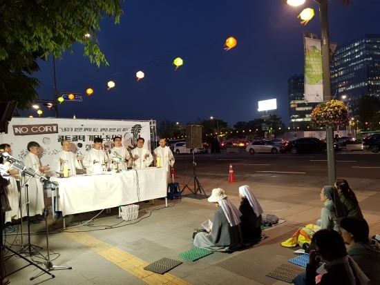  54. 콜트콜텍 미사와 연등, 그리고 사회적 우정