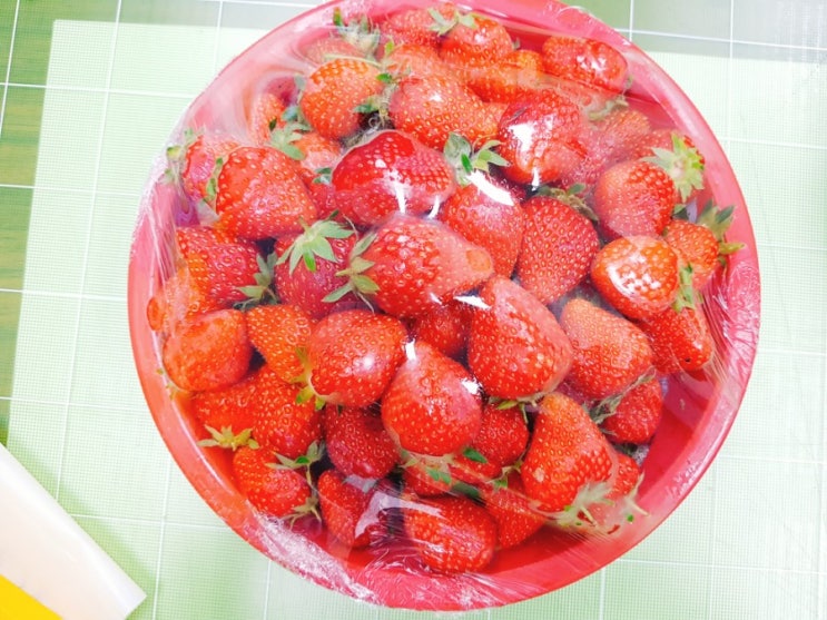  [진주잘하는치과/상대동치과]이*수님께서 딸기를 선물해주셨어요