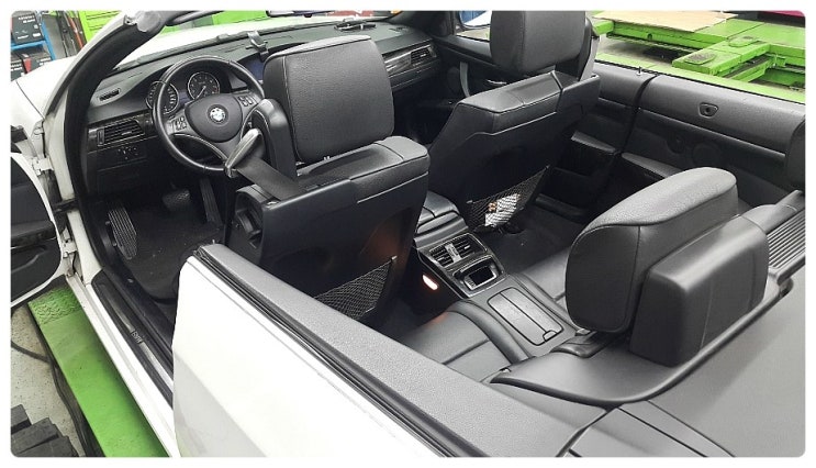  BMW 328i 컨버터블 중고차구입 후 엔진오일점검한 차 재입고 