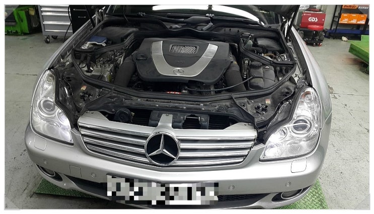  벤츠 CLS350 먼지필터교환과 탈취 그리고 계기판 SBC브레이크경고등 점검 