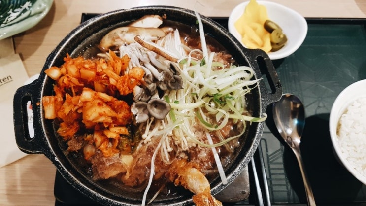 어쩌다 보니 돈까스 돈까스~ 
