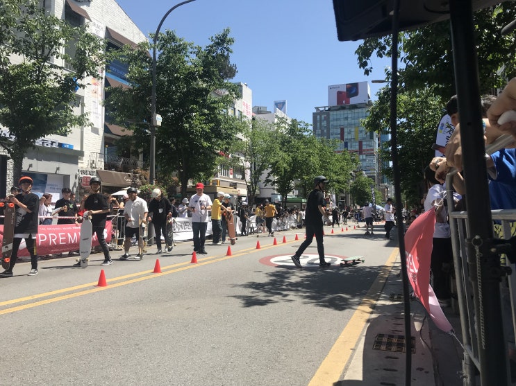  제 5회 신촌 차없는 거리 롱보드 대축제