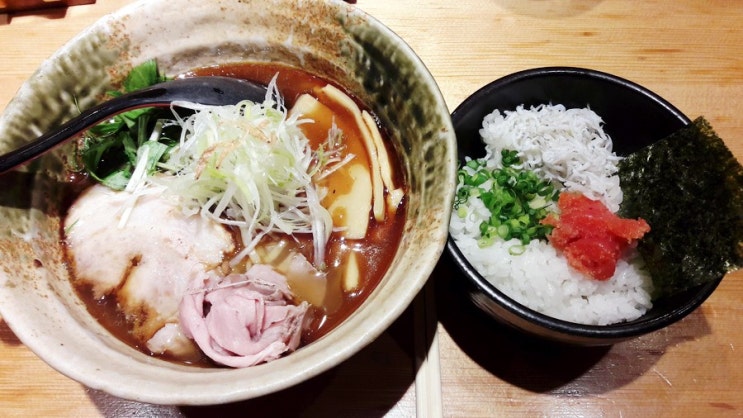 맛있었던 라멘집 신주크 타카하시 (야키아고 시오라멘) 맛있었던 라멘집 신주크 타카하시 (야키아고 시오라멘)