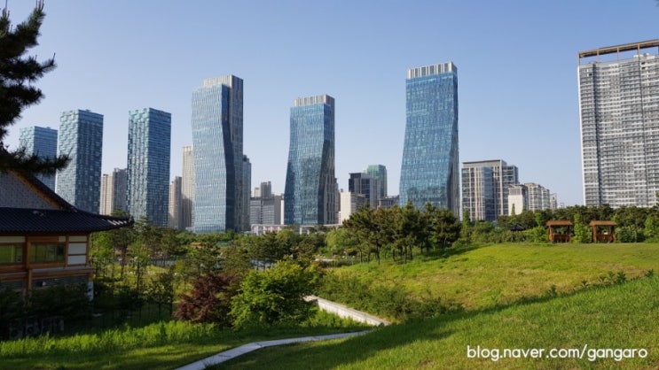 인천 송도 파란 하늘 센트럴파크