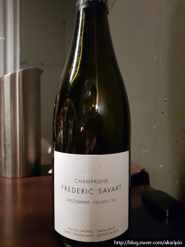  Champagne Frederic Savart, L'Accomplie Premier Cru, Extra-Brut, NV (샹파뉴 프레데릭 사바흐, 라꽁쁠리 엑스트라 브륏)