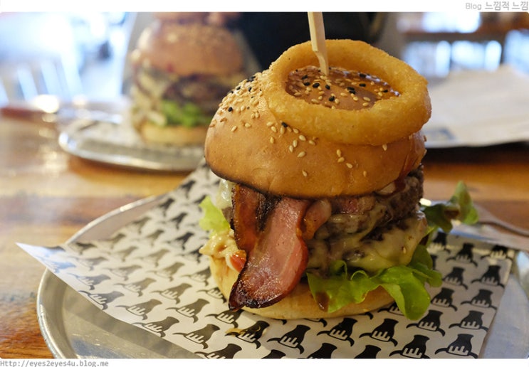  멜버른/멜번 맛집 순례 - 짐승버거 먹으러 간 더 비어 앤 버거바 The Beer & Burger Bar -