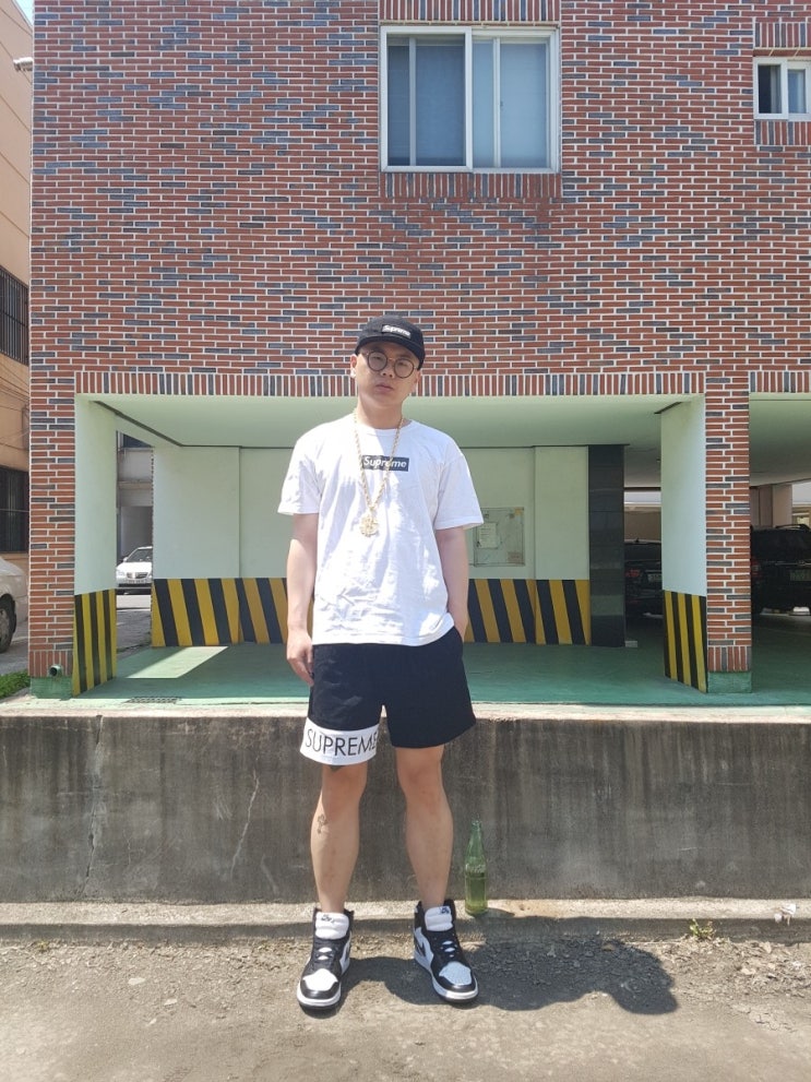  데일리룩 #92 여름 데일리룩 여름 슈프림룩 조던1 범고래 룩