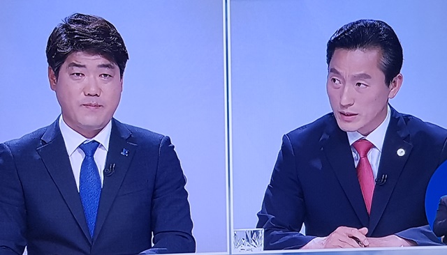 이정훈 정책 끝장토론 제안에3자 토론방식 역제안 한 <b>김수용</b>