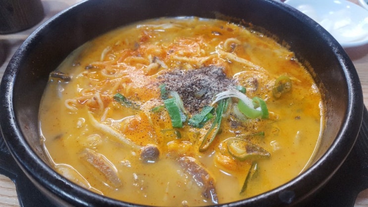  뚝배기순대국  [경대북문]