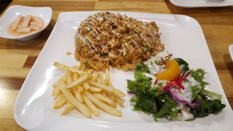  롤롤 LOLLOL  [경대북문 필라프 맛집]