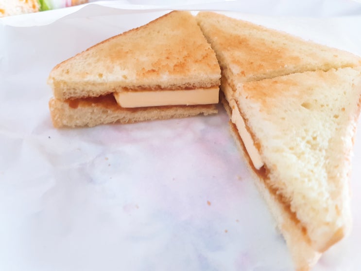  카페빅핑거 카야버터토스트 꿀맛