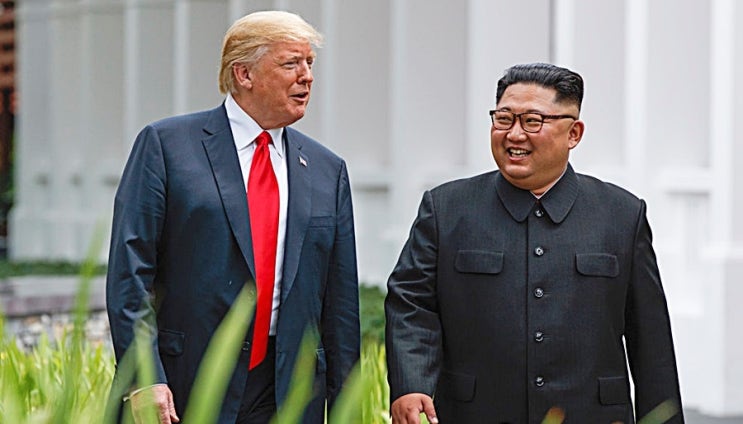 트럼프 기자회견! 주한미군 감축? 북한 김정은 나이, 영어 실력, 사의(謝意) 뜻, 북미정상회담 합의문 서명